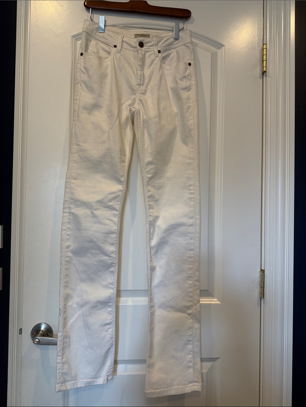 BURBERRY BRIT - stretfield straight leg jeans- 27w 34L- white